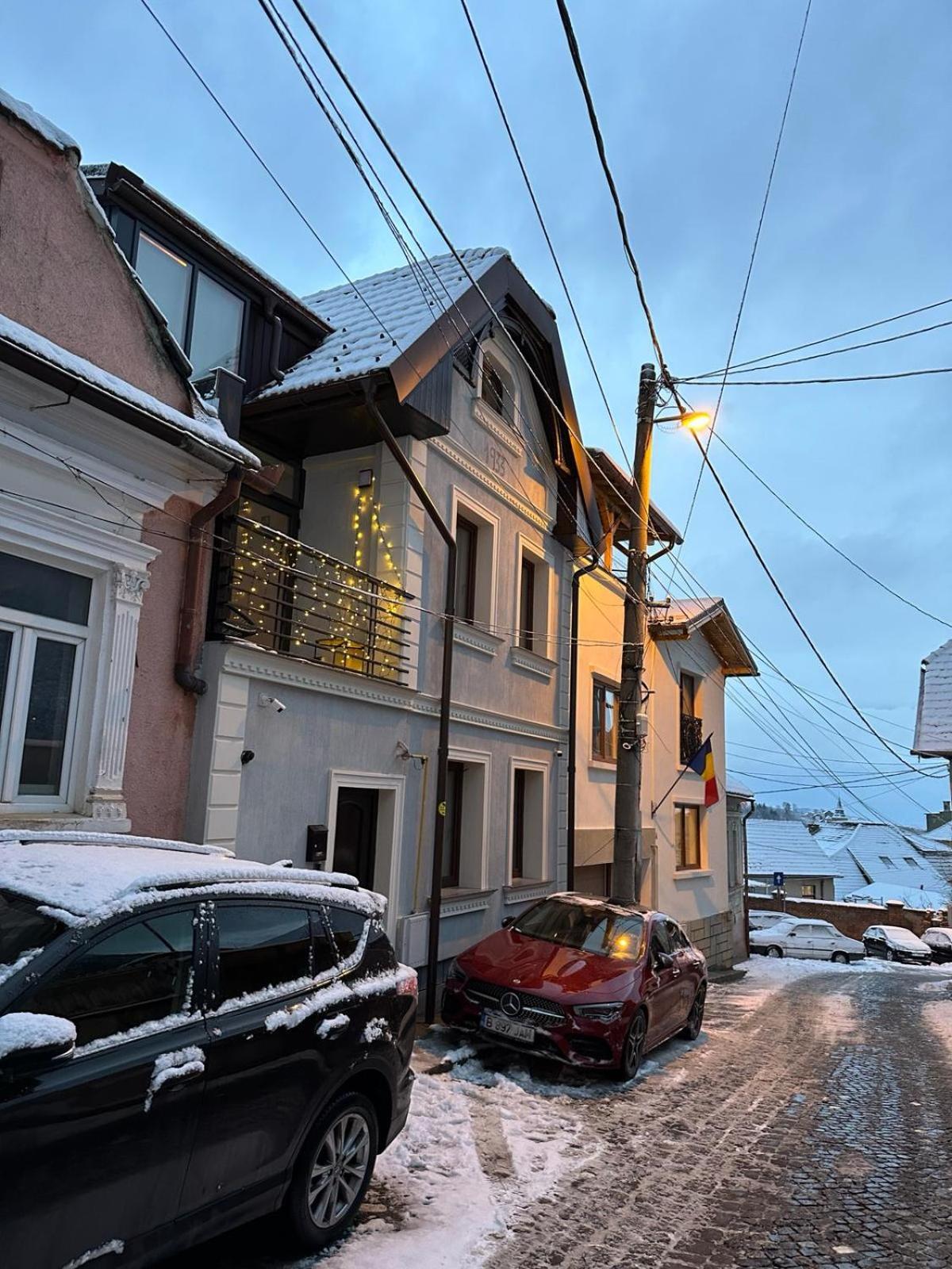 Casa Chiper - Attic Apartment With View Брашов Экстерьер фото